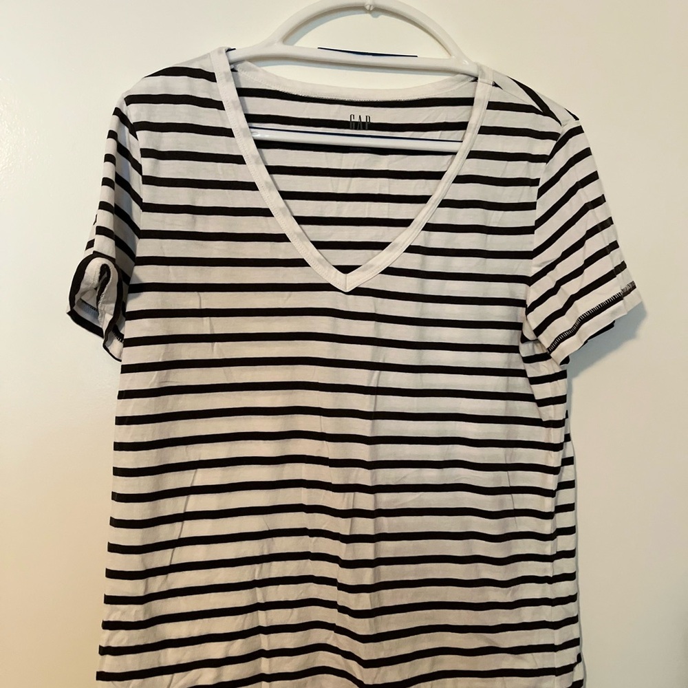Black and White Striped V-Neck T-Shirt. Gap
